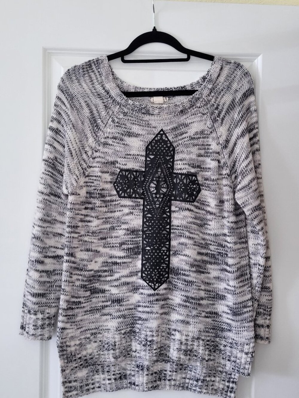 Eyeshadow Knit Sweater - Black, White & Grey Faux Leather Cross Applique Size L